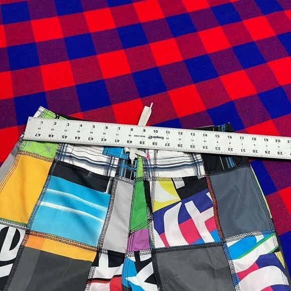 Hurley Men’s Patchwork Swim Trunks Shorts Size 32 - Picture 7 of 9